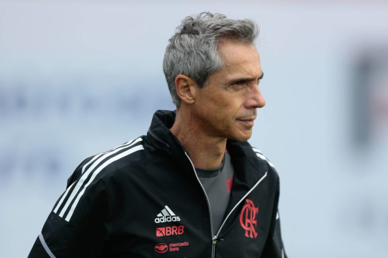 Marcos Braz rechaça saída de Paulo Sousa do Flamengo e trata pressão “com naturalidade”