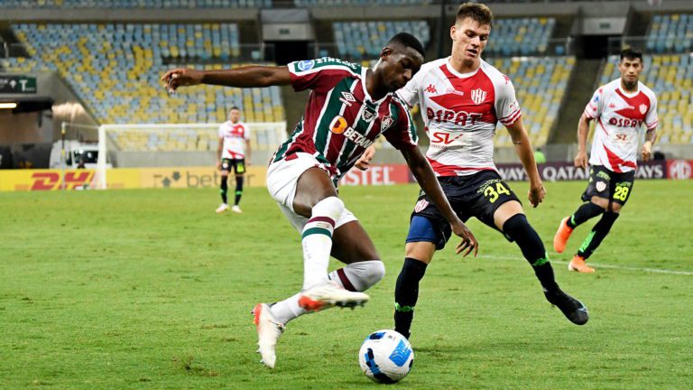 Fluminense ainda busca reforços para duas posições consideradas carentes