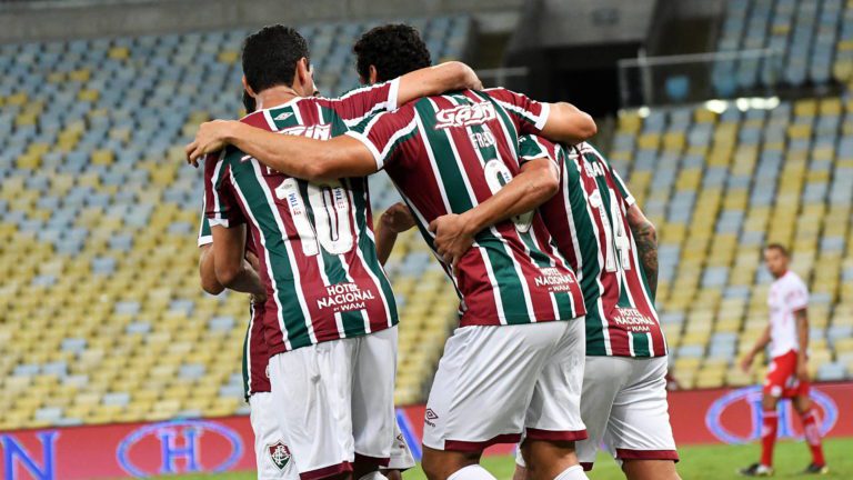Fluminense sai atrás, mas vira sobre o Vila Nova pela Copa do Brasil