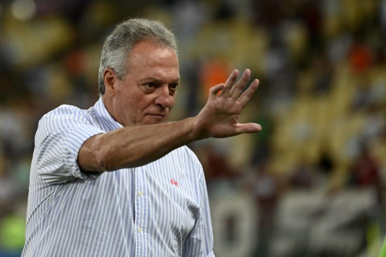 Pressionado, Abel Braga terá sequência decisiva no Fluminense