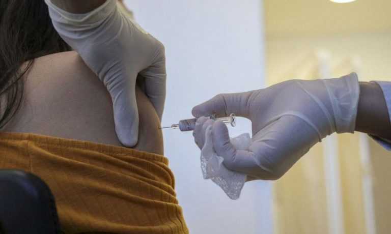Linhares inicia vacinação contra gripe e sarampo