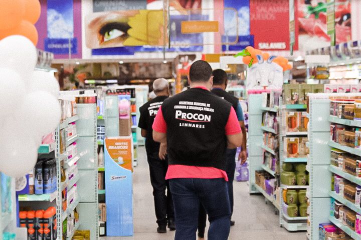 Operação Semana Santa: cinco supermercados de Linhares são autuados por desrespeitar as normas da lei de precificação