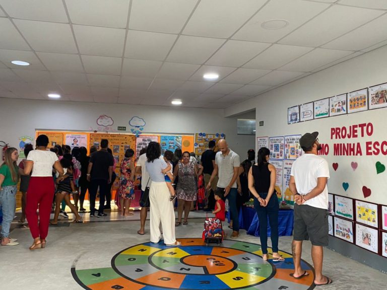Pais de estudantes de escola do bairro Três Barras participam de encerramento do projeto “Eu amo minha escola”   		