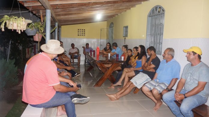 
			Prefeitura de Jaguaré se reúne com representantes de comunidade        