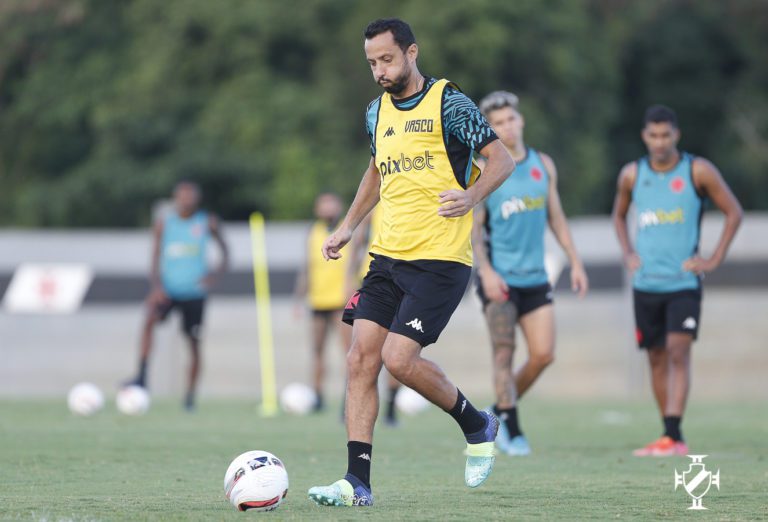 Zé Ricardo admite possibilidade de poupar Nenê durante a Série B