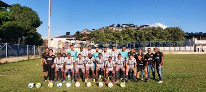 Com técnico e elenco definidos,  Santos, o Terror do Norte começa treinos  para estreia na Copa Norte 2022