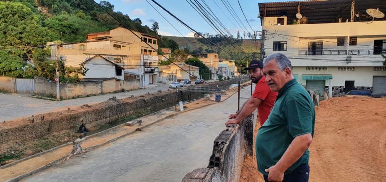 Avenida Adelino Coimbra terá calçadão e passarelas interligando ruas