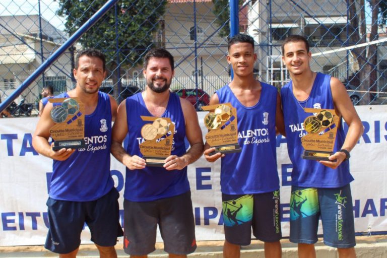 Campeões do circuito de vôlei e futevôlei são conhecidos em Linhares