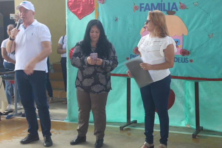 Casagrande participa do ‘Dia da Família na Escola’ antes de deixar Barra de São Francisco