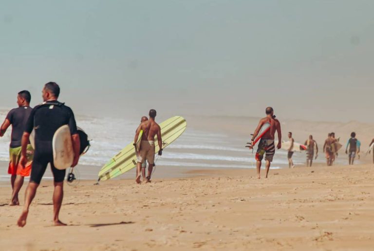 Circuito ecológico de surfe vai unir esporte e educação ambiental em Pontal do Ipiranga