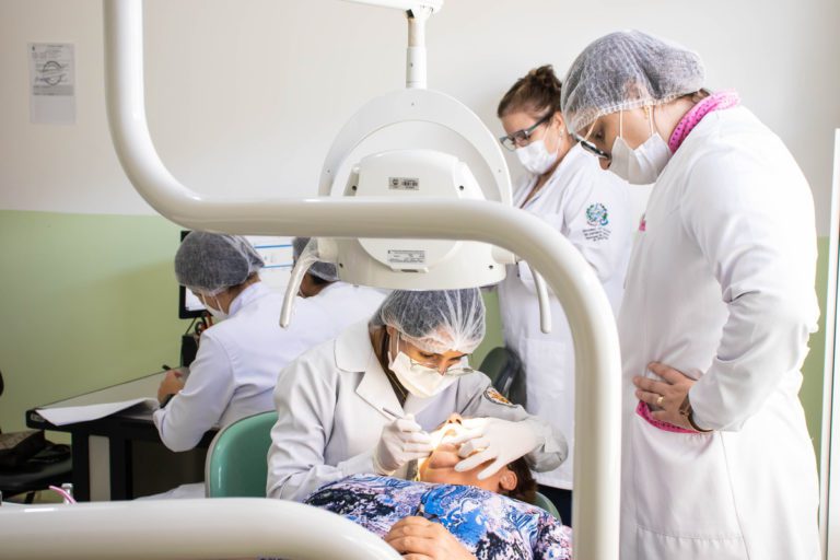 Dentistas de Piúma participam de qualificação com ICEPI