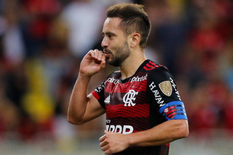 Éverton Ribeiro destaca importância de vitória do Flamengo contra Universidad Católica-CHI