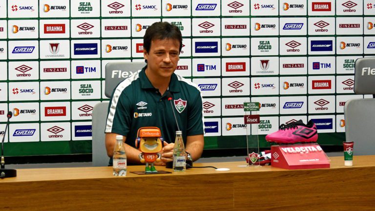 Fernando Diniz minimiza pressão por resultados no Fluminense