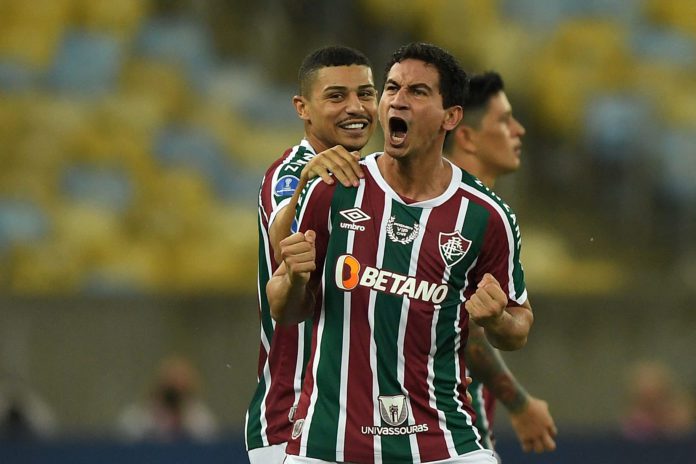 Ganso faz golaço, e Fluminense vence o Junior Barranquilla na estreia de Diniz