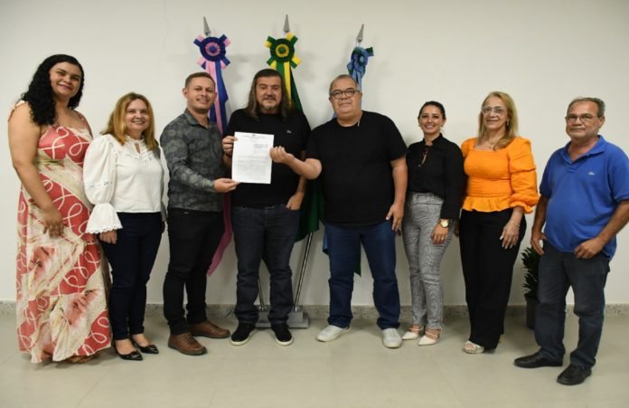 PARCERIA ENTRE MUNICÍPIO E GOVERNO DO ESTADO GARANTE AMPLIAÇÃO DA ESCOLA SANTO ANTÔNIO