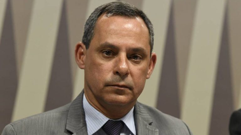 Presidente da Petrobras nega interferência de Bolsonaro na estatal