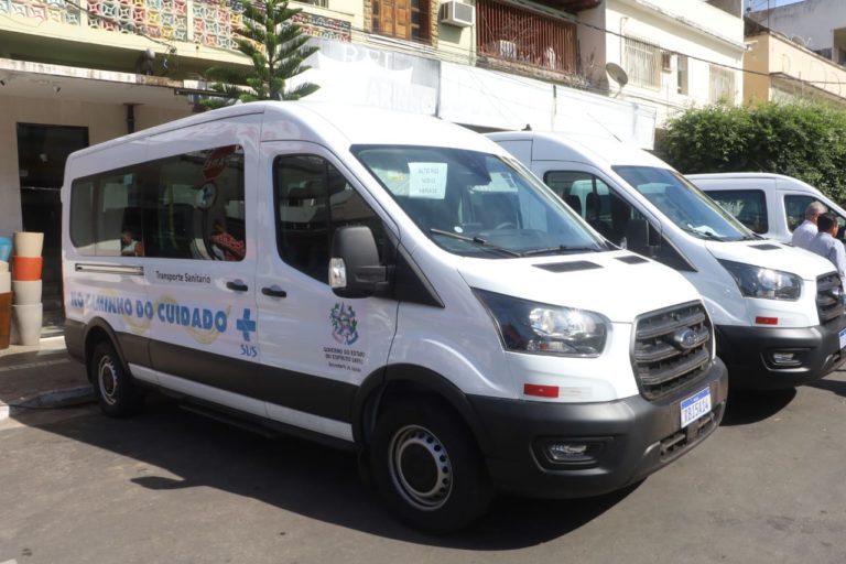 Municípios das microrregiões Centro-Oeste e Central Serrana recebem veículos de transporte sanitário