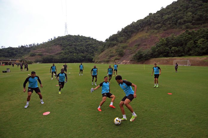 Botafogo terá maratona de partidas em junho; veja detalhes