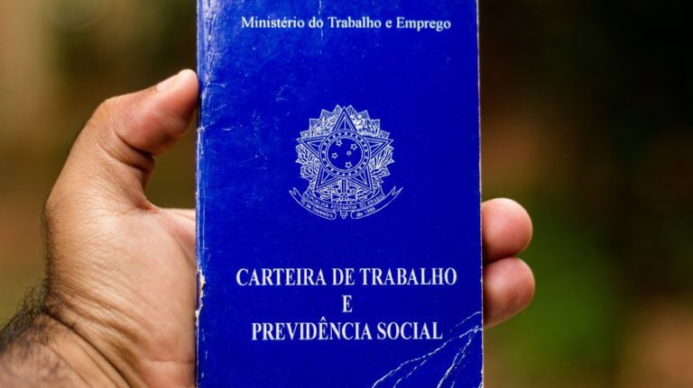 Caged registra criação de 277 mil postos de trabalho com carteira assinada em maio