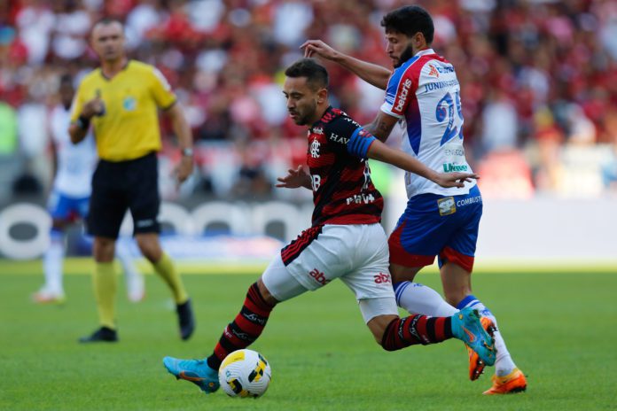Com gol no fim, Flamengo é derrotado pelo Fortaleza no Maracanã