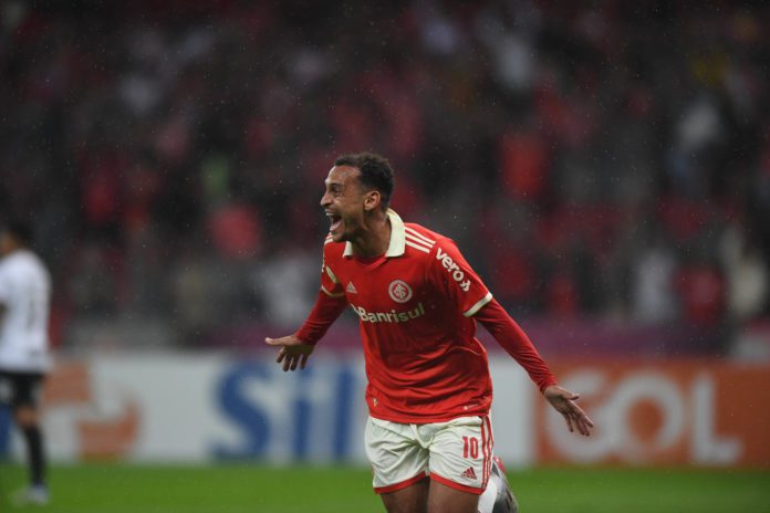 Internacional x Flamengo: veja onde assistir ao jogo do Brasileiro Série A