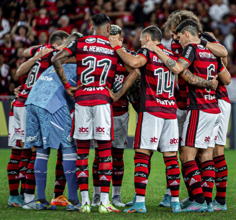 Pressionados, Atlético-MG e Flamengo se enfrentam no Mineirão pelo Campeonato Brasileiro