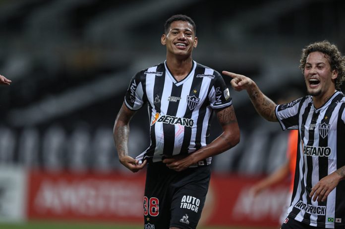 Com iminente saída de Luiz Henrique, Fluminense monitora Marrony