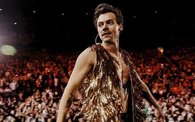 Harry Styles segue em primeiro lugar na Billboard