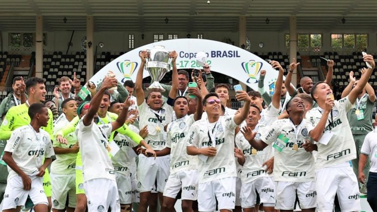 Palmeiras perde para o Vasco, mas conta com Endrick salvador para conquistar a Copa do Brasil sub-17