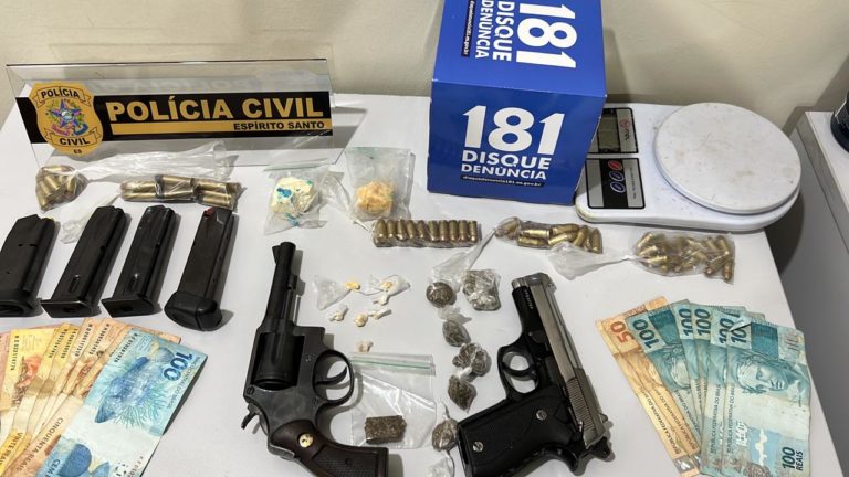 Policiais civis de Linhares prendem sete pessoas e apreendem armas, munições e drogas