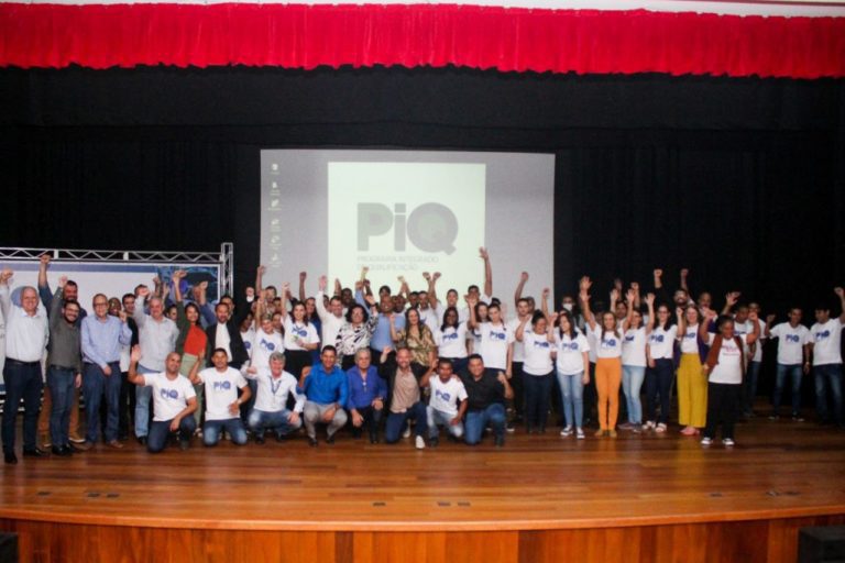 Prefeito Bruno Marianelli anuncia mais R$ 3 milhões de investimentos em qualificação profissional durante aula inaugural do PIQ