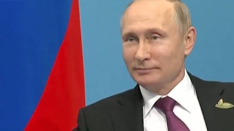 Putin que aproximação com Brics para reduzir efeitos de sanções ocidentais