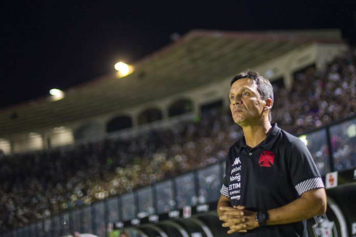 Vasco tem dois desfalques por suspensão contra o Náutico
