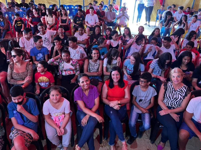 Parceria com a Secult leva a magia do circo a 10 mil alunos de escolas municipais de Barra de São Francisco