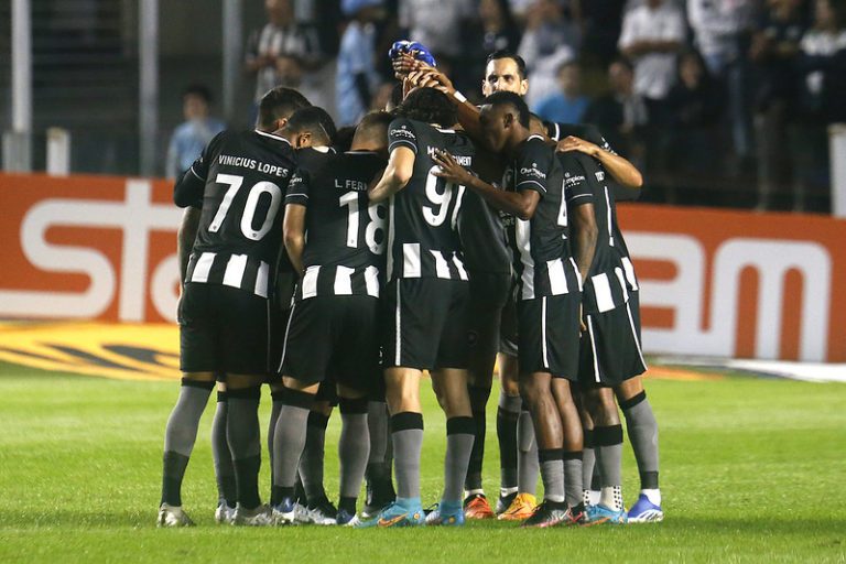 Botafogo x Athletico-PR: veja informações e prováveis escalações do jogo pelo Brasileirão