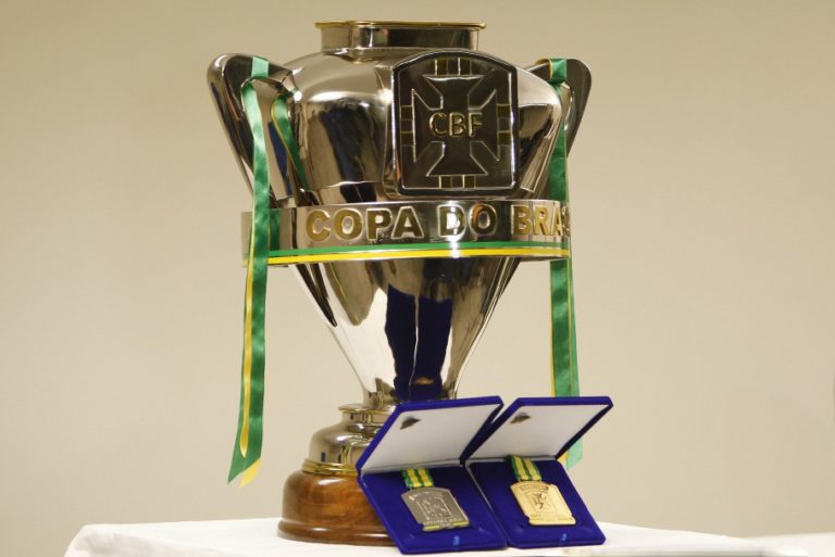 Casa de apostas aponta Atlético-MG e Palmeiras como favoritos nas oitavas da Copa do Brasil