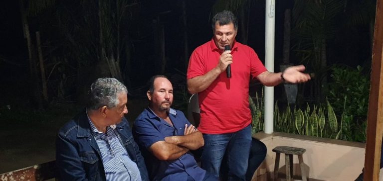 Equipe da Prefeitura presta contas da gestão para a comunidade de Monte Sinai