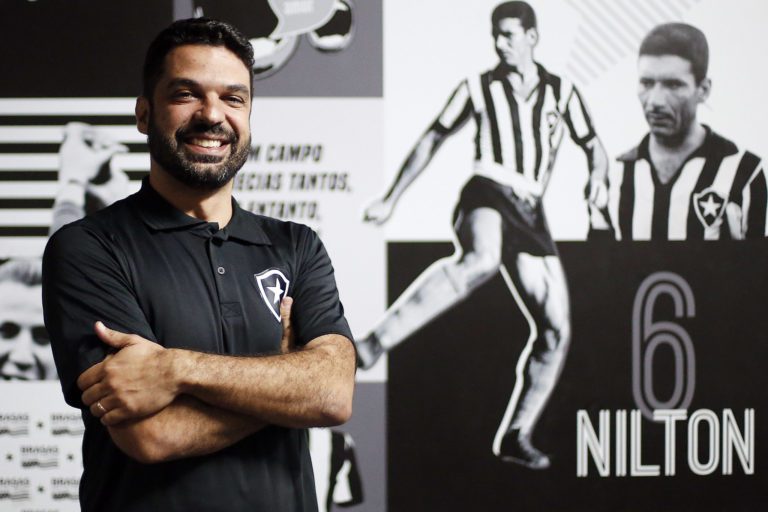 Ex-Corinthians, Pedro Moreira é anunciado como novo gerente de futebol do Botafogo