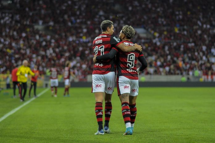 Dorival Júnior avalia boa atuação de Gabigol e Pedro juntos pelo Flamengo