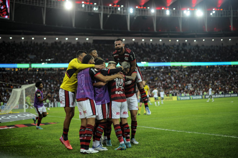 Fabrício Bruno e Matheus França testam negativo para Covid e reforçam o Flamengo