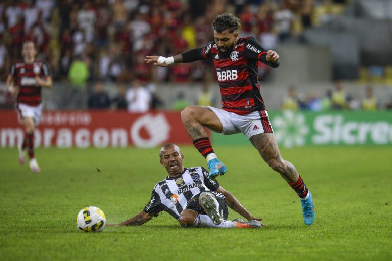 Gabigol critica jogador do Atlético-MG e alfineta: “História é sempre a mesma”