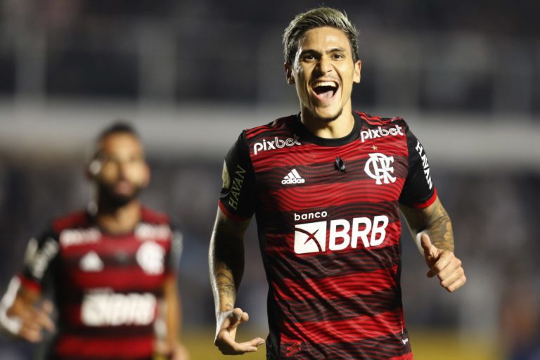 Pedro comemora marca de 50 gols pelo Flamengo: “Que venham ainda mais”
