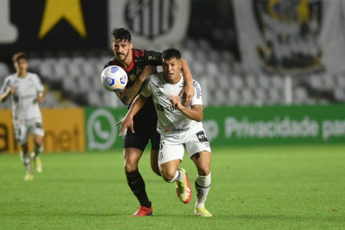 Pressionado, Santos recebe o desfalcado Flamengo pelo Campeonato Brasileiro