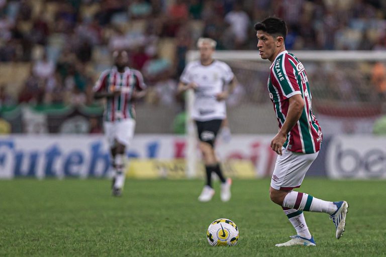 Cano brilha pelo Fluminense e atinge melhor marca da carreira no Brasil