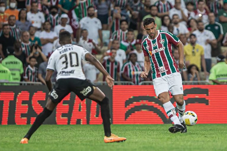 Fred vê Fluminense com chance de título sob comando de Diniz: “Estão jogando o fino”
