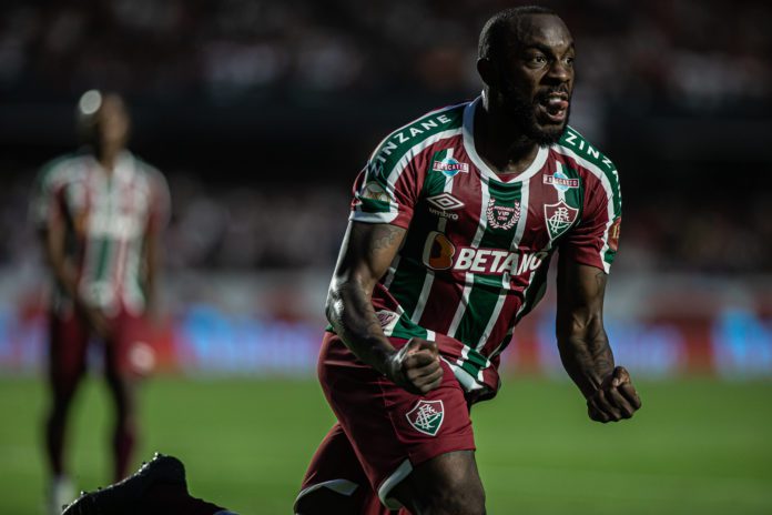 Manoel brinca com fase artilheira e analisa empate do Fluminense