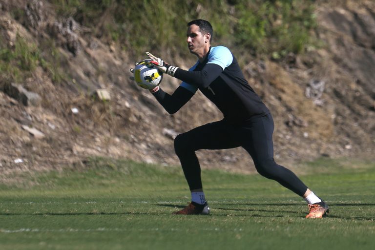 Gatito Fernández exalta elenco do Botafogo: “Nos entregamos por completo”