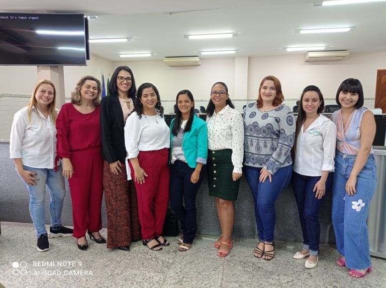 Pedagogas de Novo Horizonte fizeram palestra para equipes da Semed nesta quinta-feira, 15