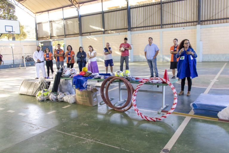 Projeto Campeões de Futuro de Piúma recebe materiais para diversas modalidades esportivas