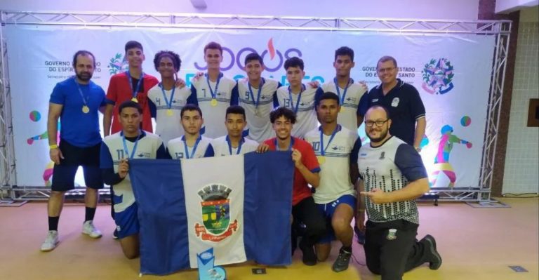 Seleção linharense de handebol masculino conquista título da etapa estadual dos Jogos Escolares